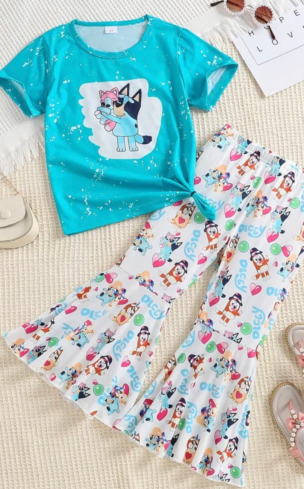 Toddler Girls Bell Bottom Suit, Summer Tie Dyed Crew Neck Short Sleeves Tee And Bell Bottom Pants Set - Blue Dog