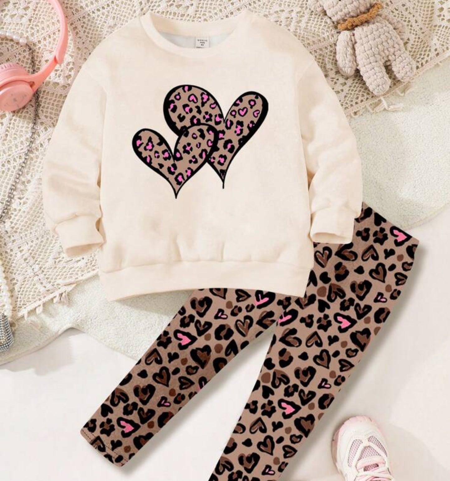 Leopard Heart w/Pants